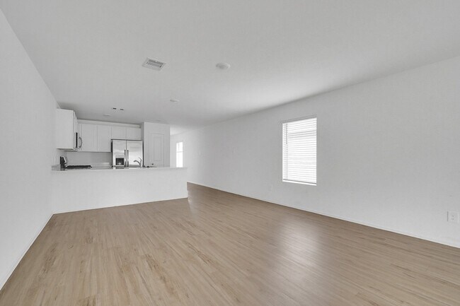Building Photo - 24126 Maple Turn Ln