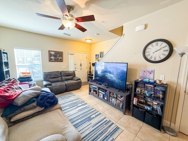 Building Photo - Chase Hollow #41