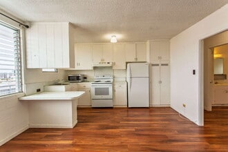 Building Photo - 1-Bedroom Condo with Parking in Makiki – $1,600/month
