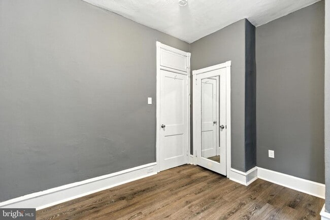 Building Photo - 1618 S 56th St