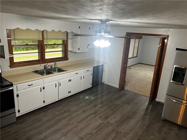 Building Photo - 3743 Jiles Rd