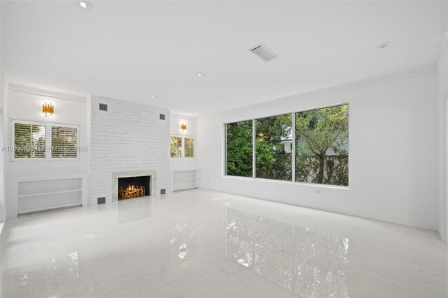 Building Photo - 114-113 3rd San Marino Terrace