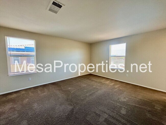 Building Photo - 15877 Cordova Rd