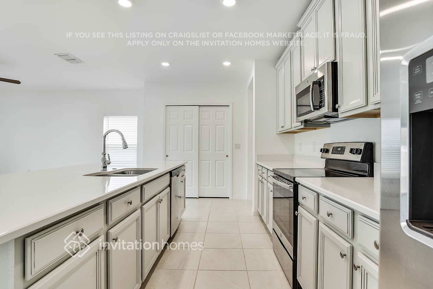 Building Photo - 610 Campo Ln