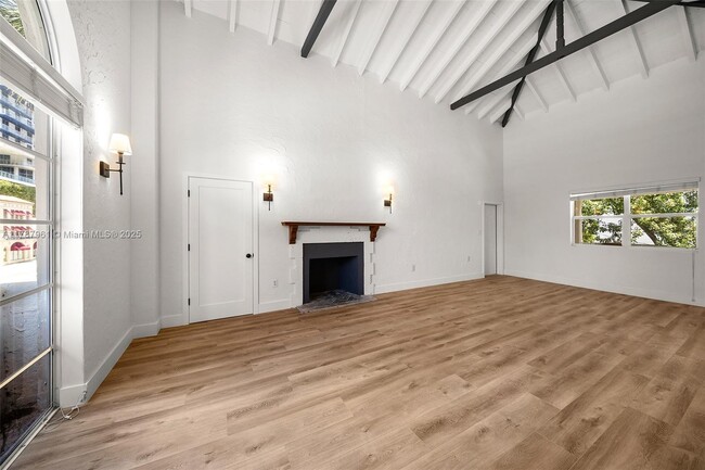Building Photo - 2411 Biscayne Blvd