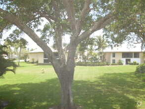 Building Photo - 7 SE Turtle Creek Dr