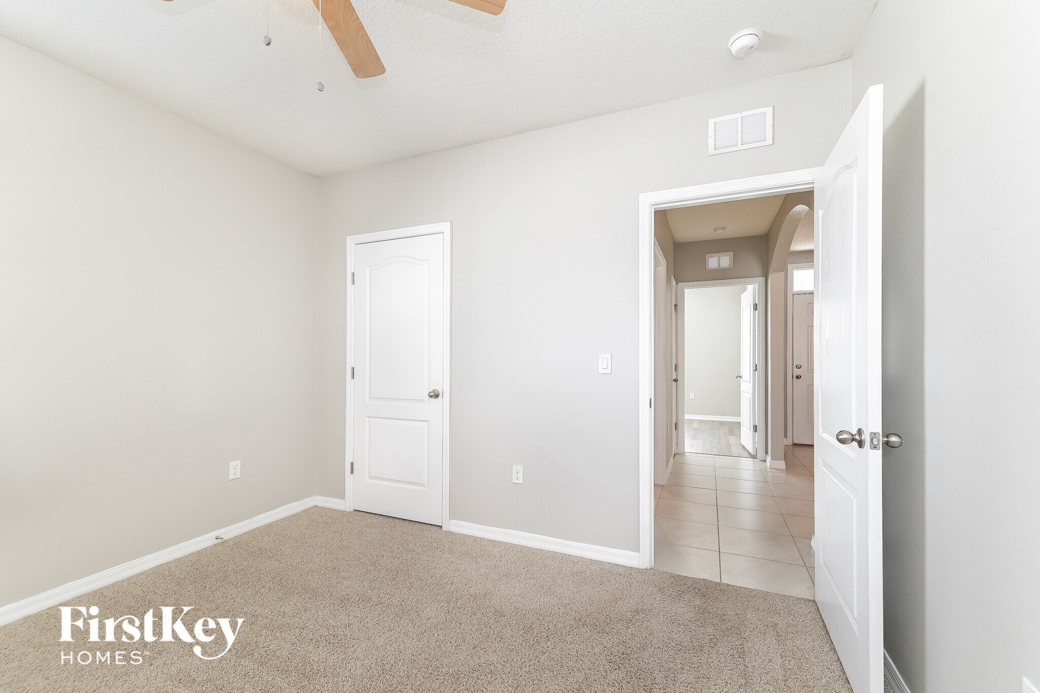 Building Photo - 3188 Royal Tern Dr