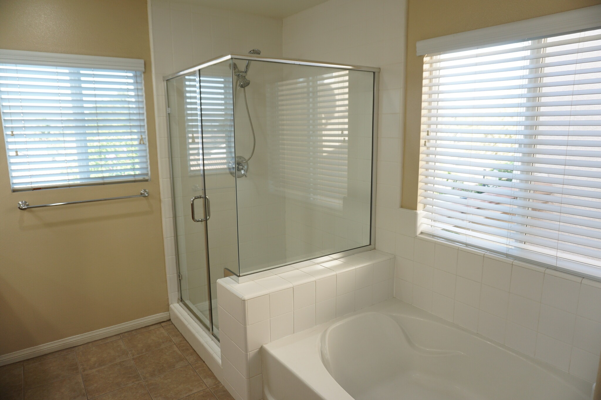 Building Photo - 11855 Birch Grove Ln