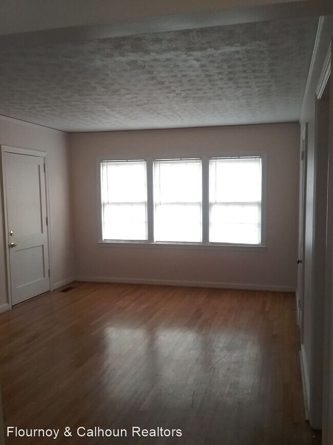 Building Photo - 1245 Peacock Ave