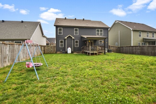 Building Photo - Pet Friendly Four Bedroom!