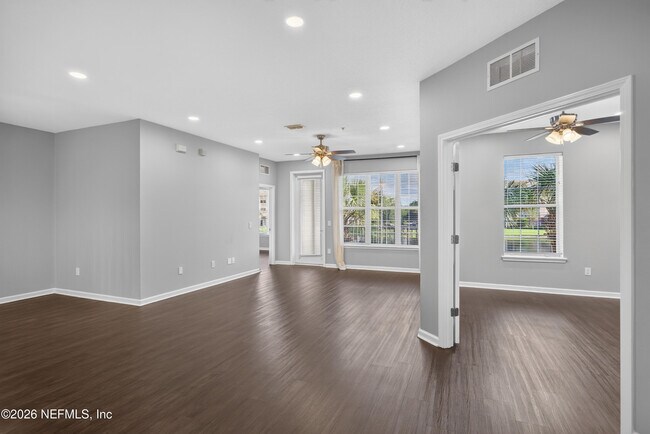 Building Photo - 11251 Campfield Dr