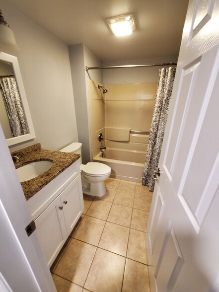 Building Photo - 13813 Village Mill Dr