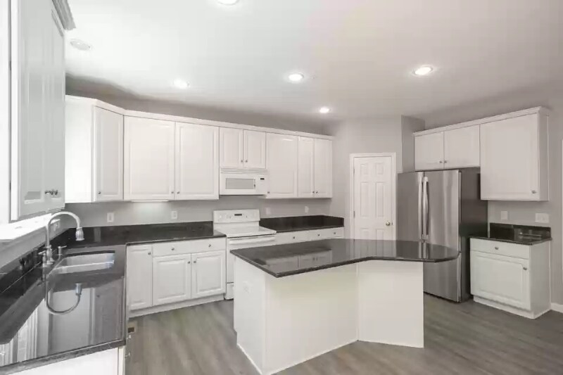 Building Photo - 416 William Wallace Dr