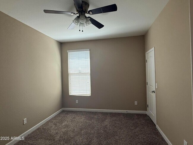 Building Photo - 10743 W Bronco Trail