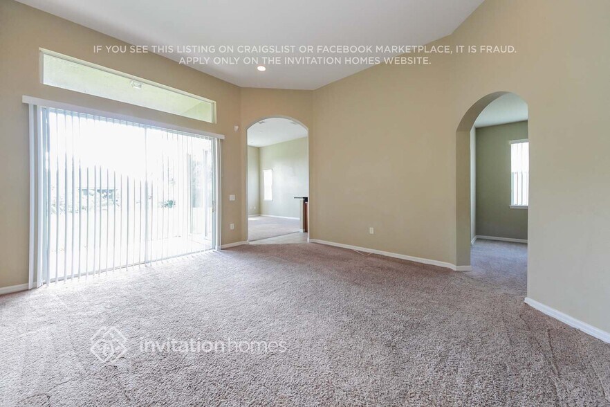 Building Photo - 2908 Vista Ct