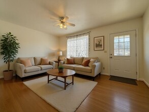 Building Photo - Spacious Four-Bedroom Home with Loft and Private Fenced Yard – Steps from Downtown Blacksburg