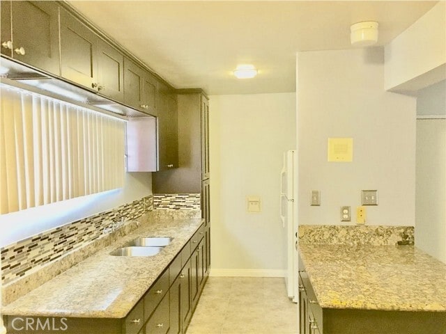 Building Photo - 2621 S Centinela Ave