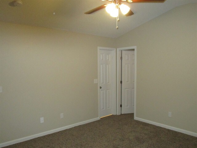 Building Photo - 117 Bainbridge Ct