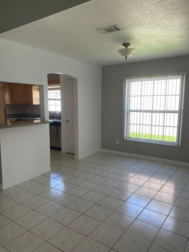 Building Photo - 12788 Majorama Dr