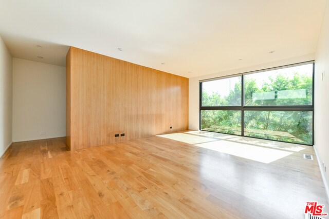 Building Photo - 848 Milwood Ave