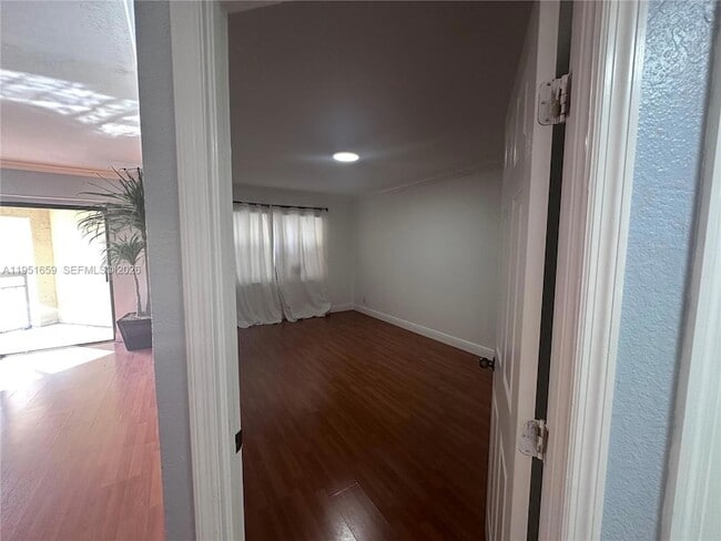 Building Photo - 8290 Lake Dr