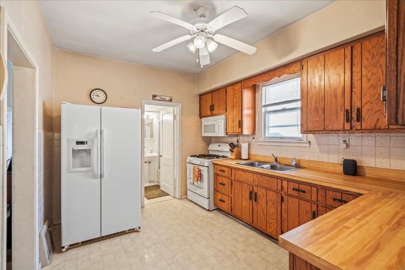 Building Photo - 1206 Clement St