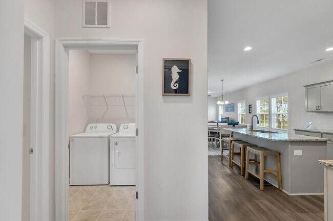 Building Photo - Amazing Rental Coming Soon (Late October-2...