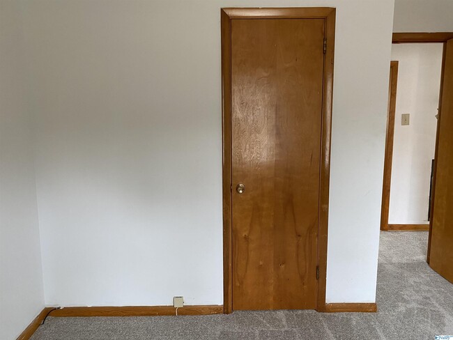 Building Photo - 4211 Tee Jay Dr NW