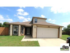 Building Photo - 5000 Imperial Eagle Dr