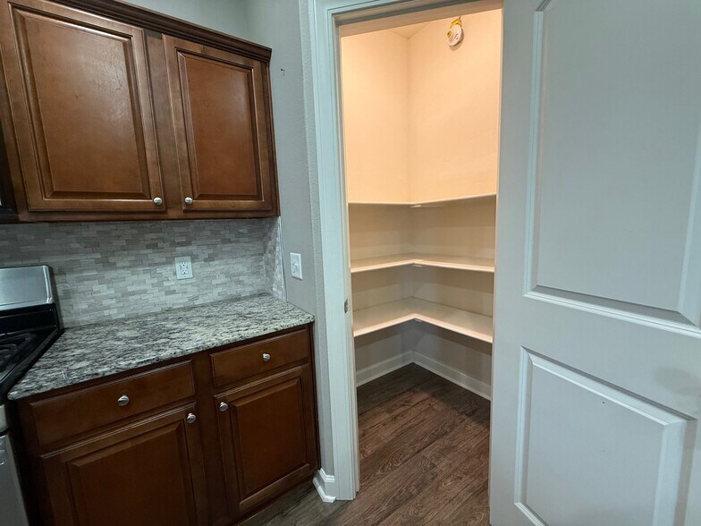 Building Photo - 1220 Andrews Dr