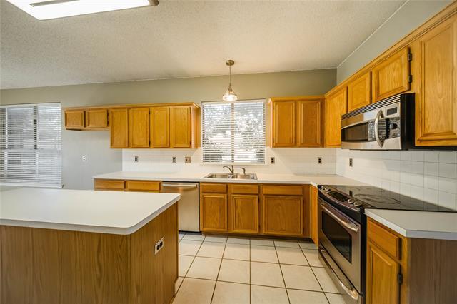 Building Photo - 1384 Wentworth Dr