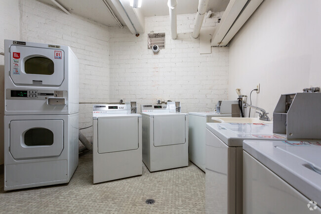 Laundry - 10635 Wilshire