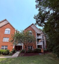 Building Photo - Great 2 bed 2 bath condo in Annapolis!