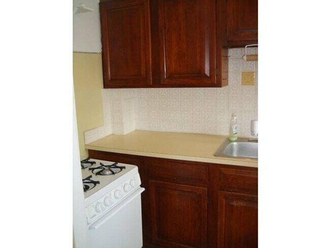 Building Photo - 8107 Germantown Ave