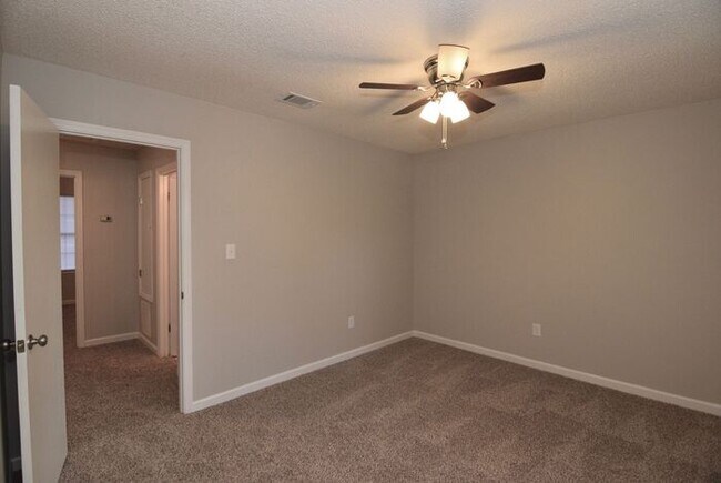 Building Photo - 2 Bed/1.5 Bath North Augusta Townhome