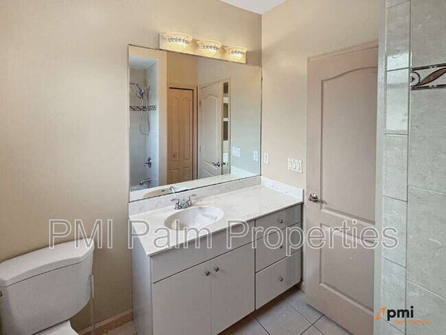 Building Photo - 2820 SE Melaleuca Blvd