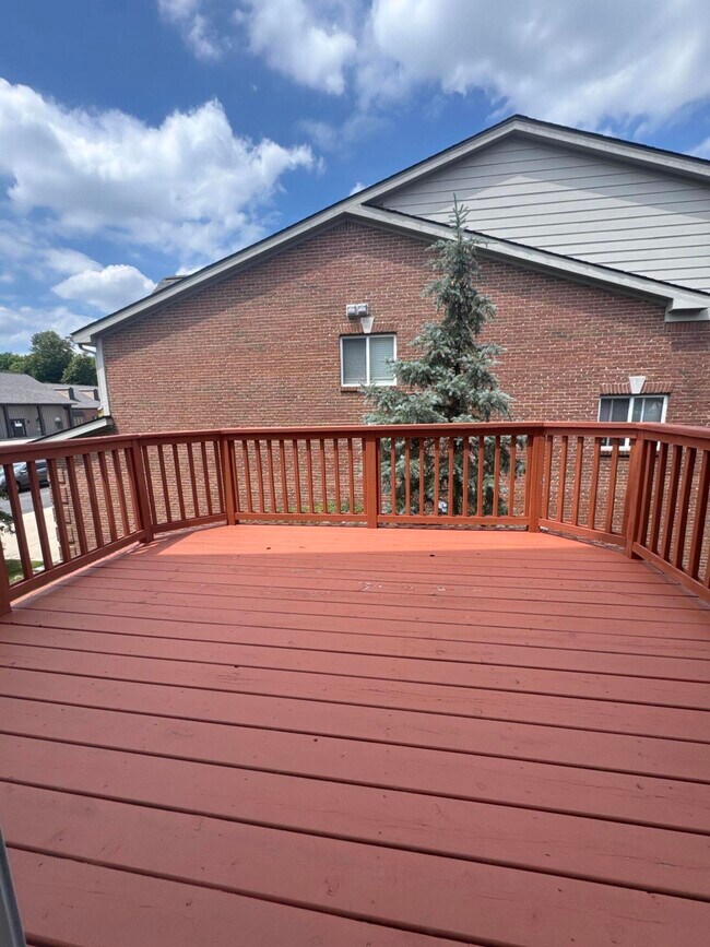 Building Photo - 37572 Newburgh Park Cir