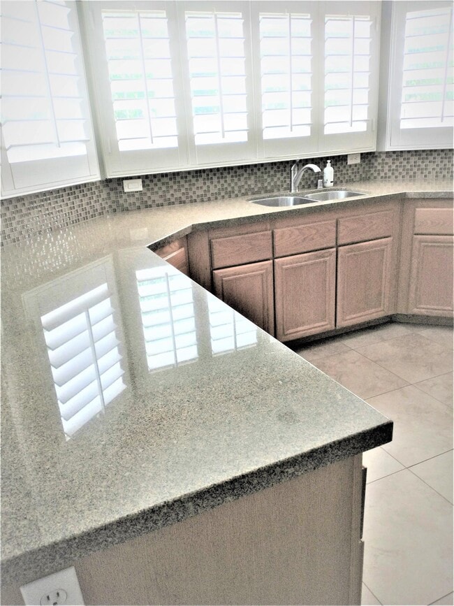 Building Photo - 78724 Como Ct
