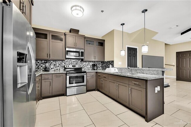 Building Photo - 17 East St