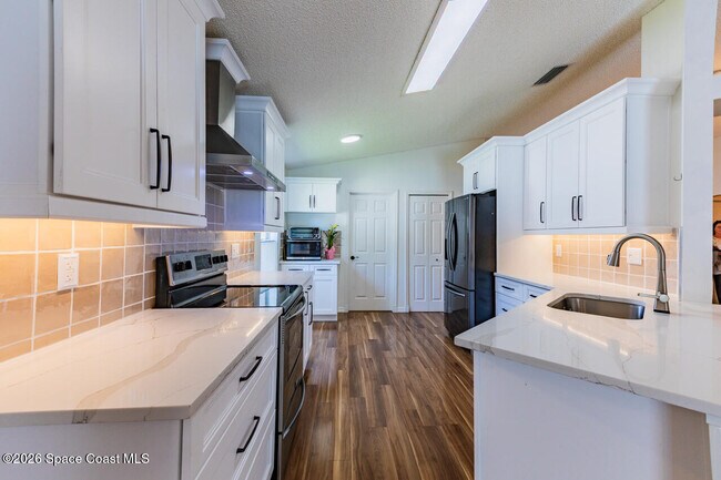 Building Photo - 4610 Manchester Dr