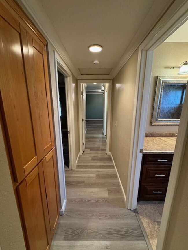 Building Photo - Beautiful Home in the Heart of Hemet