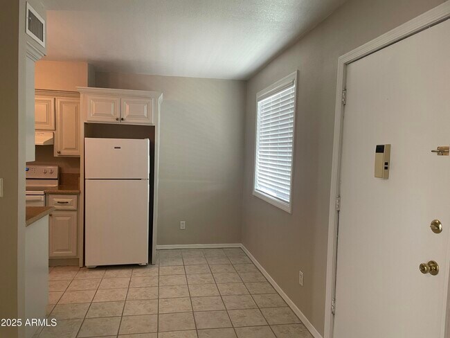 Building Photo - 3314 N 68th St