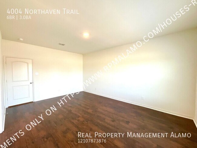 Building Photo - 4004 Northaven Trail