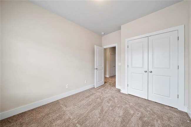 Building Photo - 3761 Oxford Cir