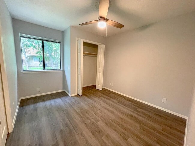 Building Photo - 12407 Tree Line Dr