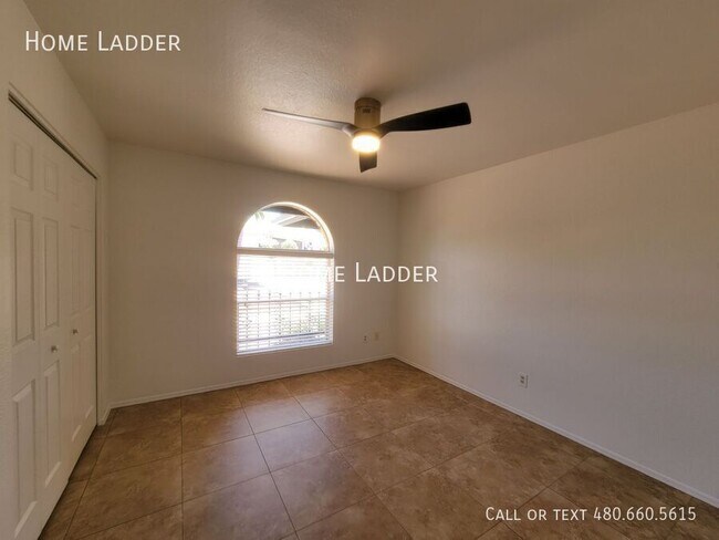 Building Photo - 16336 E Bainbridge Ave