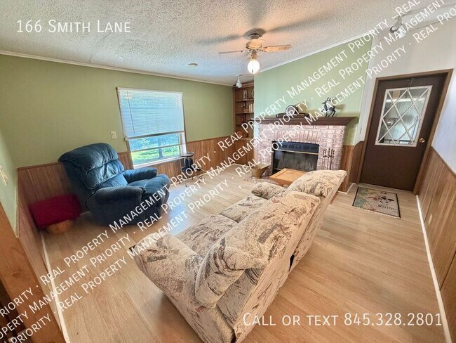 Building Photo - 166 Smith Ln