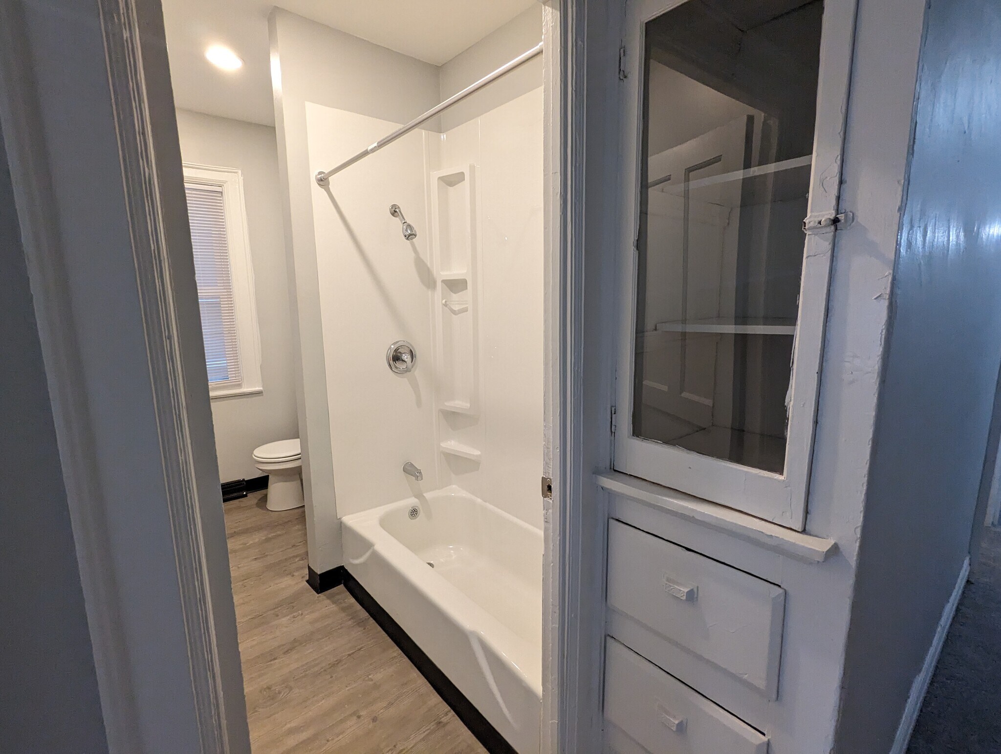 Building Photo - 576 Potomac Ave