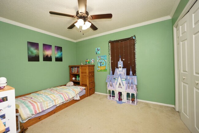 Building Photo - Bluewater Bay Four Bedroom House