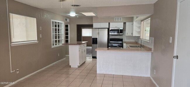 Building Photo - 9332 Hudson Way